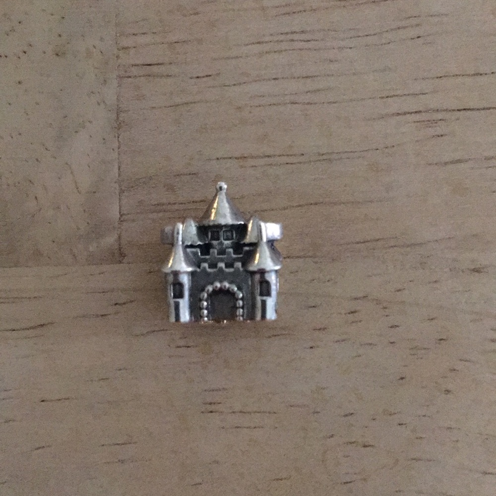 Disney’s Princess Castle Pandora Charm